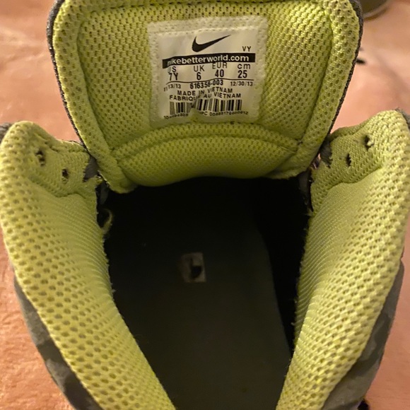 Nikes! - Picture 2 of 3